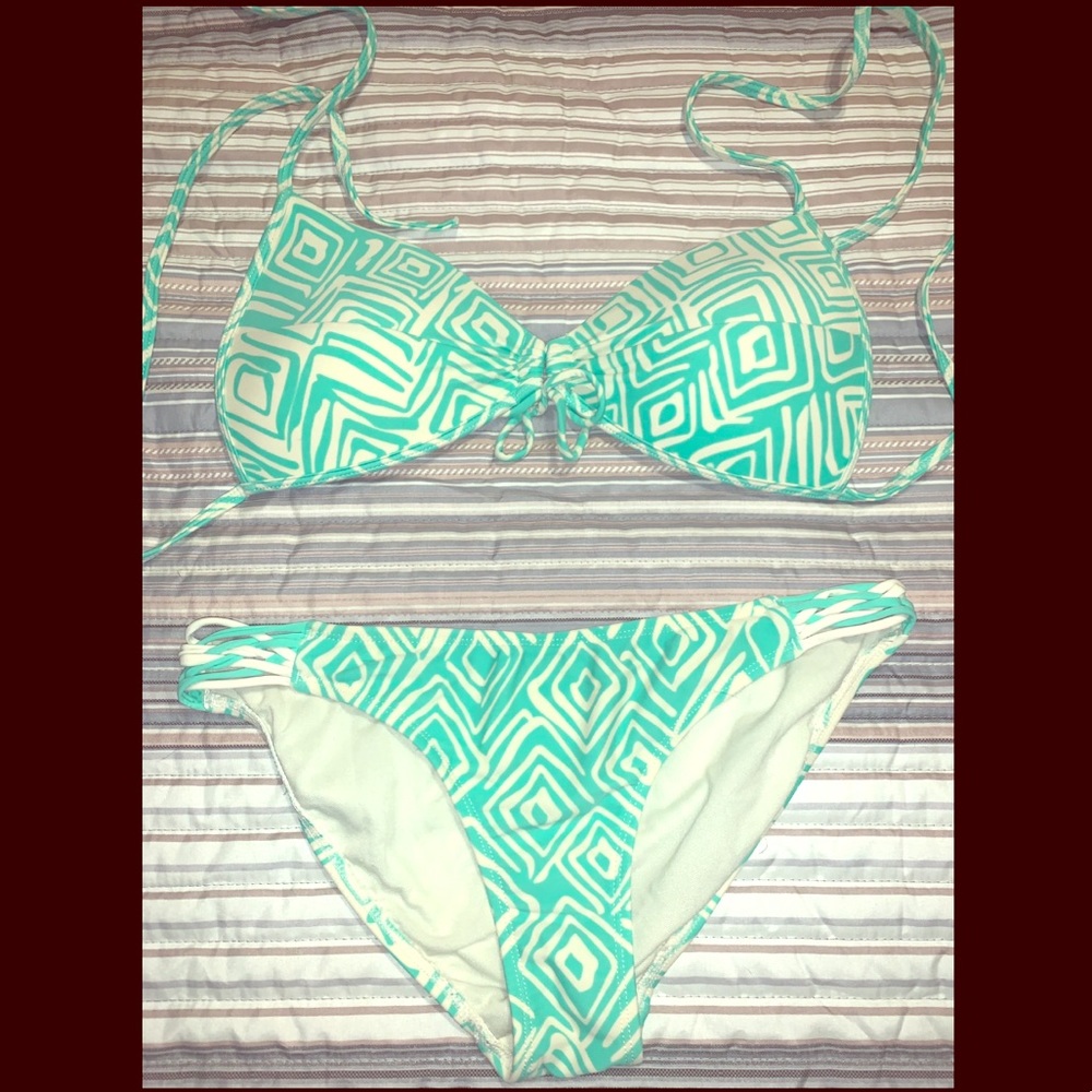 Swim suit